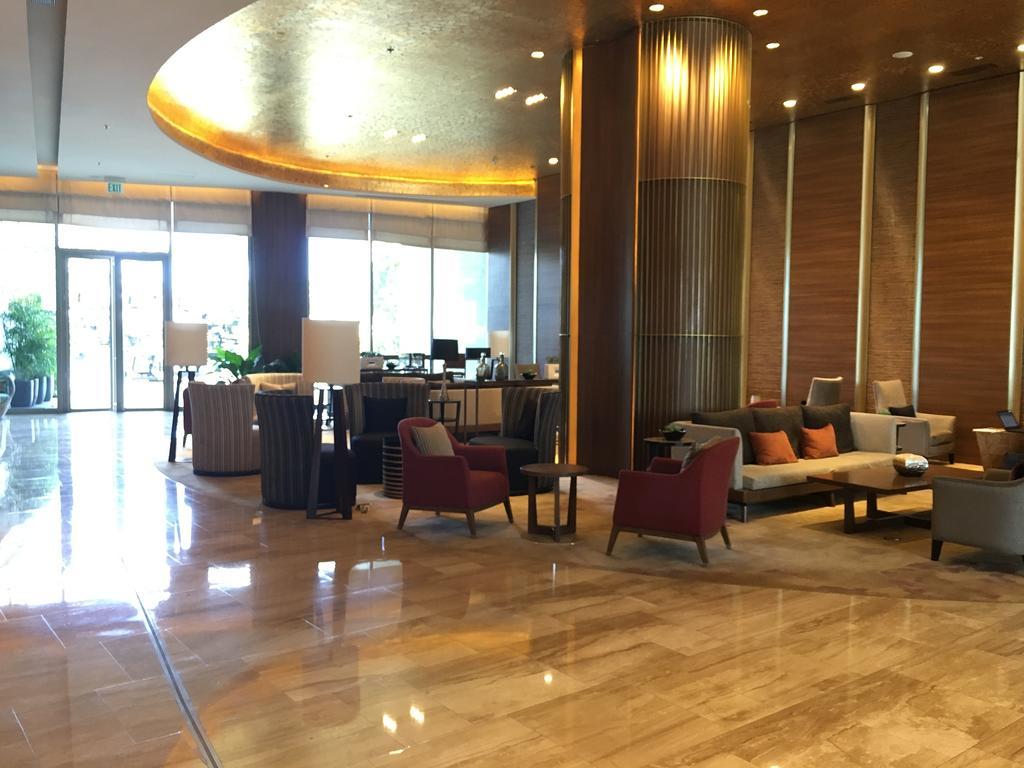 Shang Luxury Suites Мандалуйонг Экстерьер фото