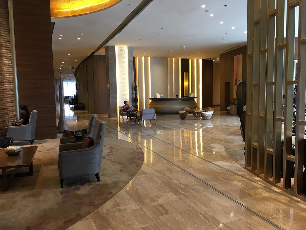 Shang Luxury Suites Мандалуйонг Экстерьер фото