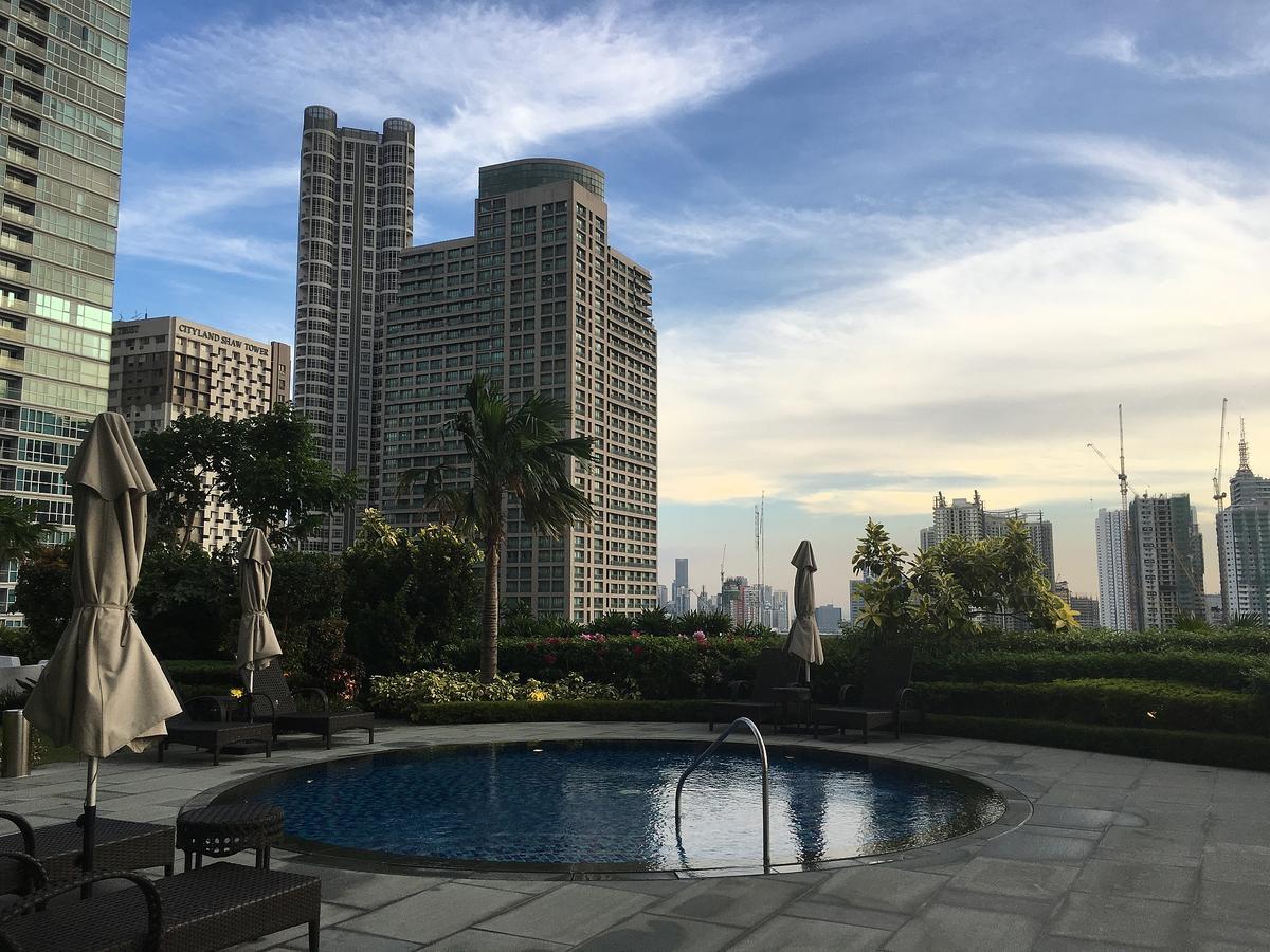 Shang Luxury Suites Мандалуйонг Экстерьер фото