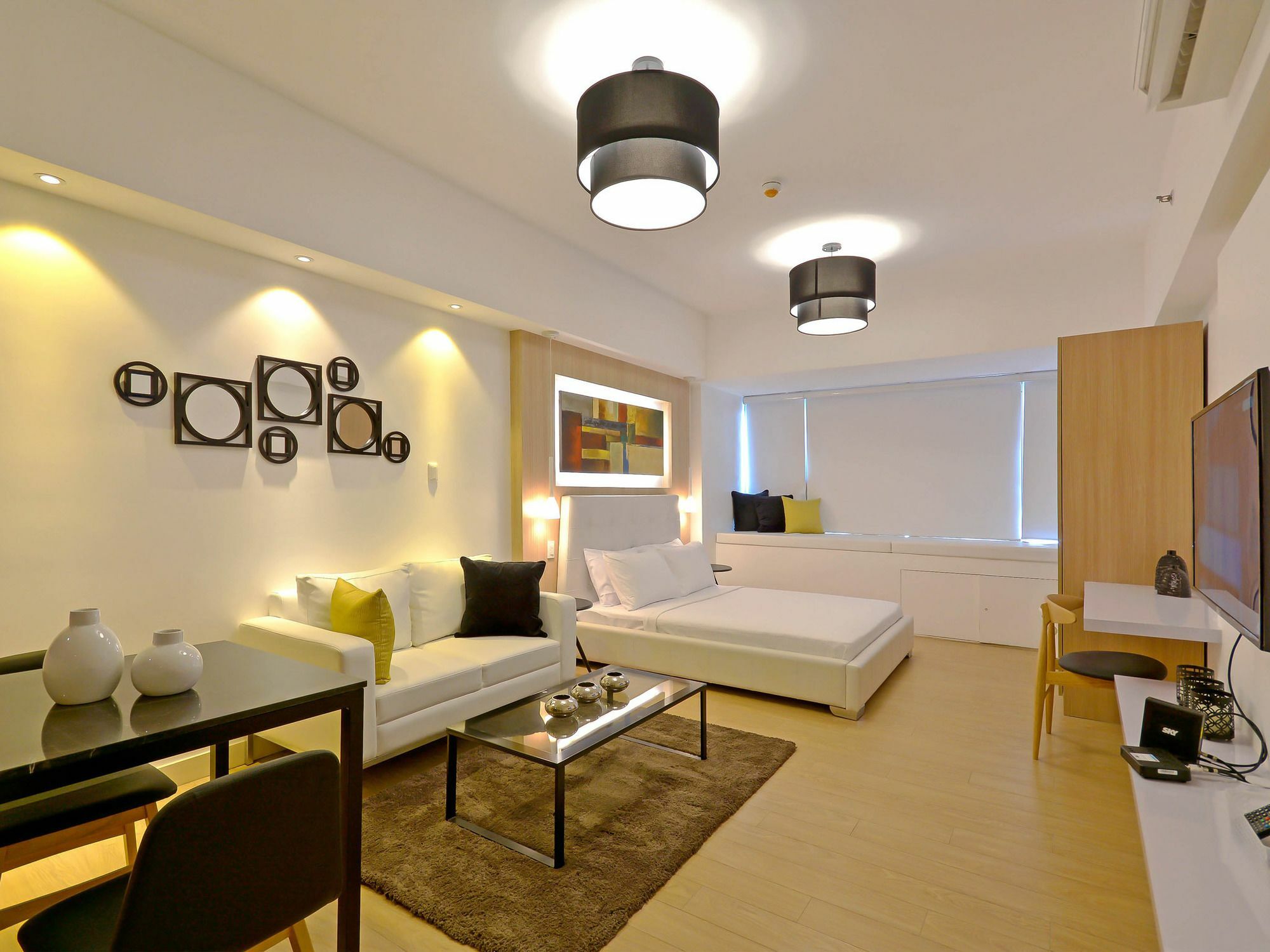 Shang Luxury Suites Мандалуйонг Экстерьер фото