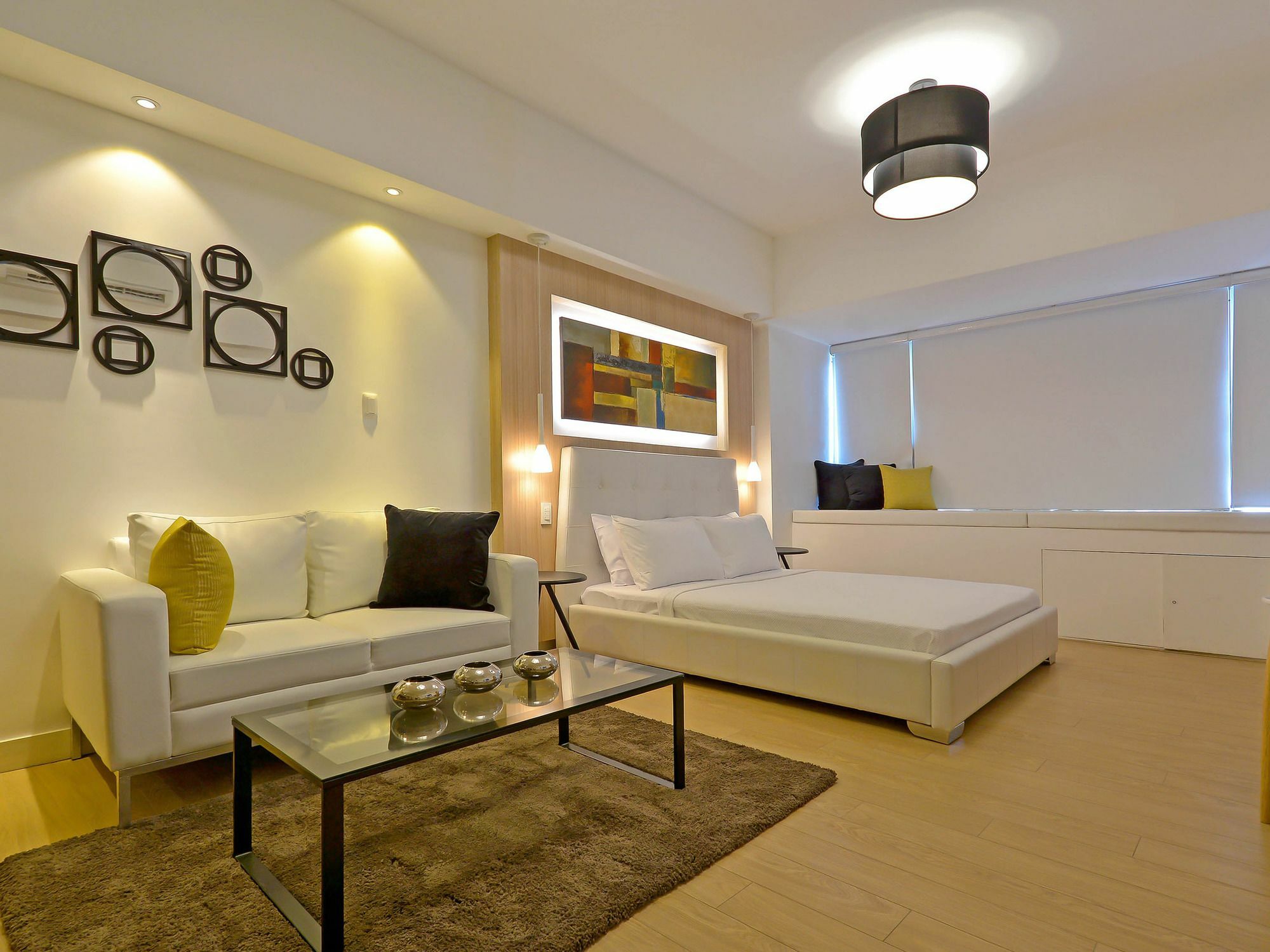 Shang Luxury Suites Мандалуйонг Экстерьер фото